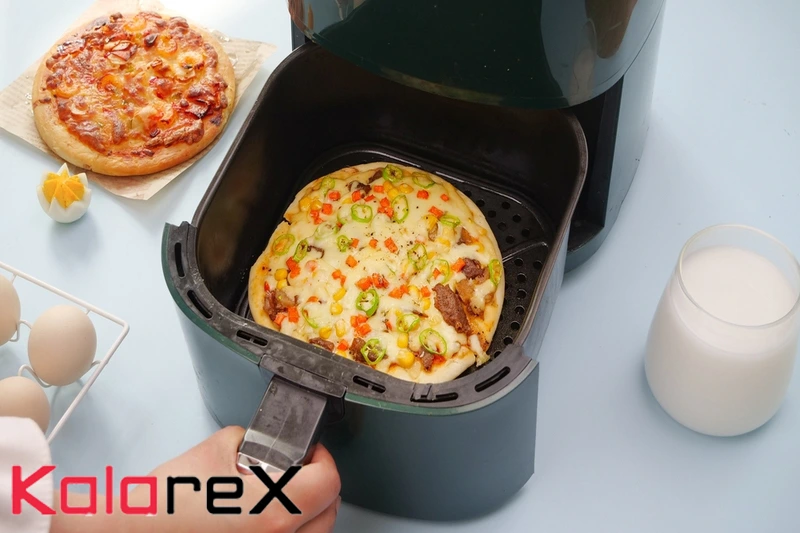 طرز تهیه پیتزا خانگی در سرخ کن بدون روغن