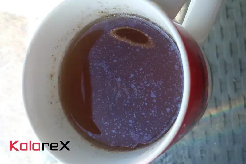 دلیل ظاهر شدن لکه‌ های چربی روی چای با چای‌ ساز